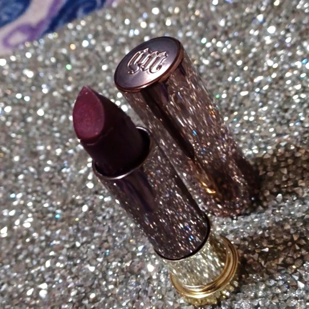 🧚‍♀️SEISMIC Urban Decay DISCONTINUED Lipstick NWOBOX